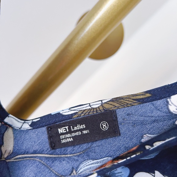 Navy blue flower V neck sleeveless midi dress with ruffles - Picture 4 of 4